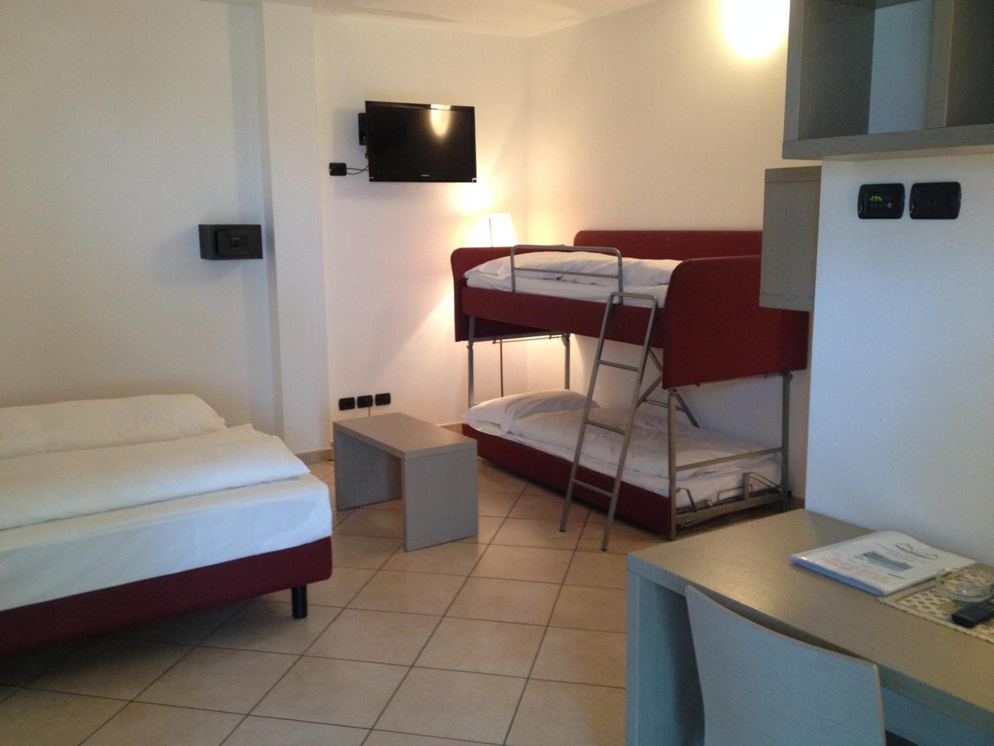 Hotel Franca 3*
